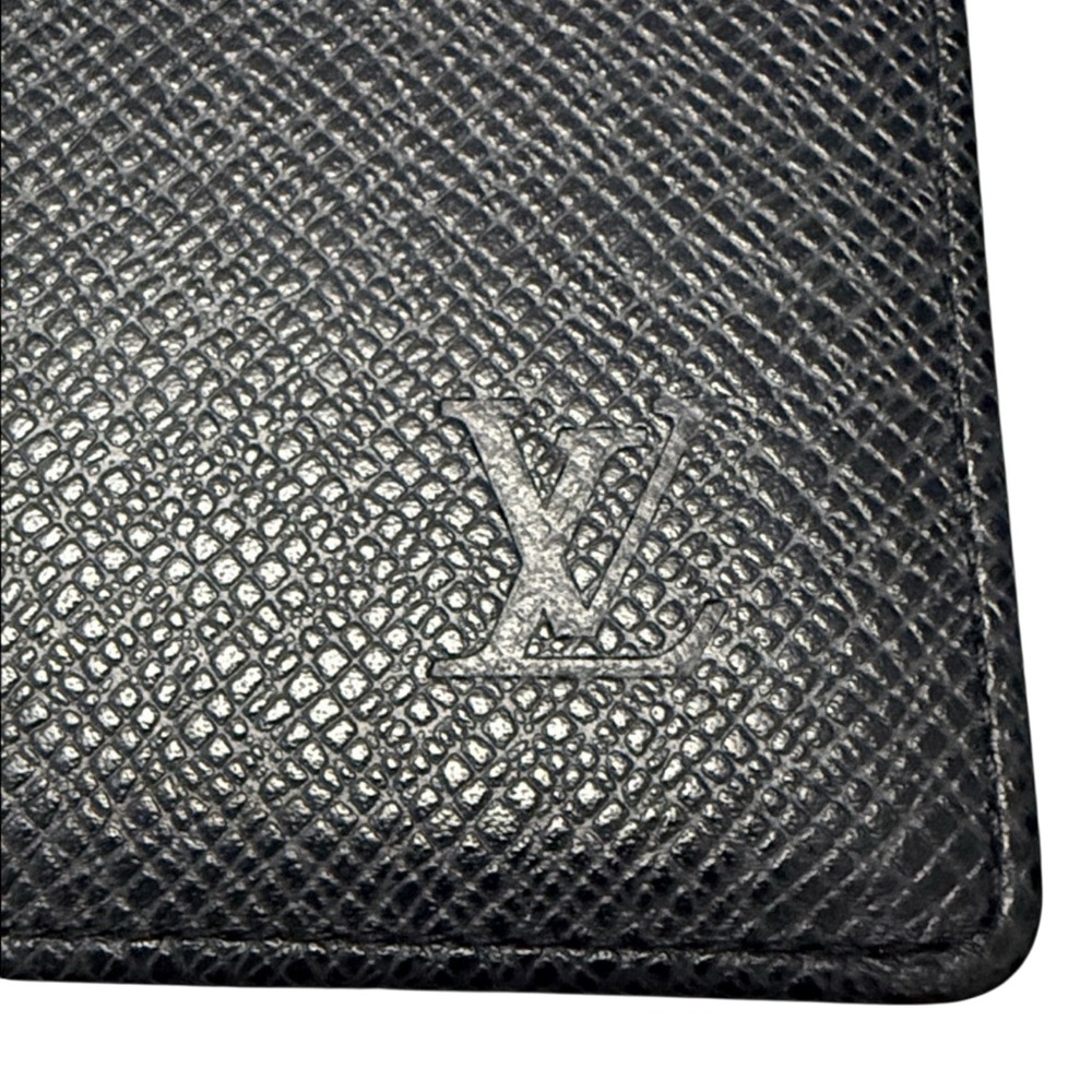 Louis Vuitton Black Taiga Leather Pocket Agenda Cover - Picture 3 of 6